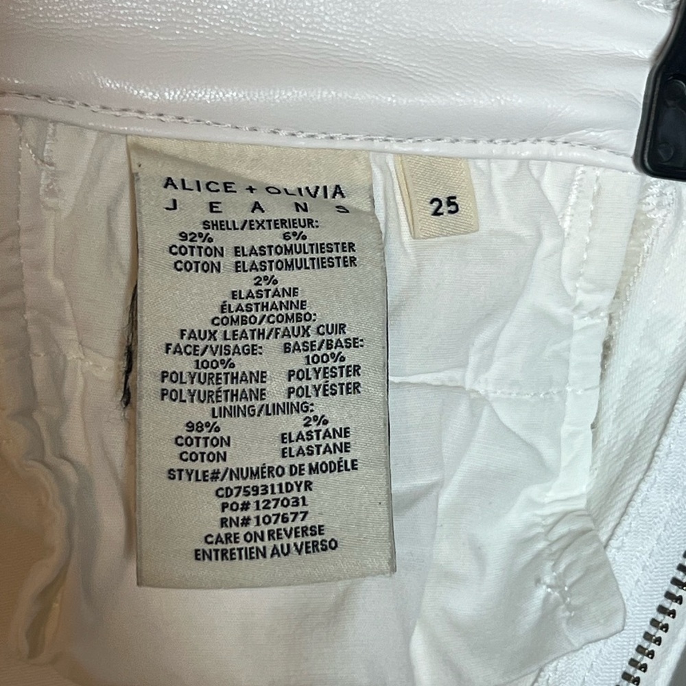 Alice + Olivia Ali Stove Pipe Jeans - Picture 7 of 8